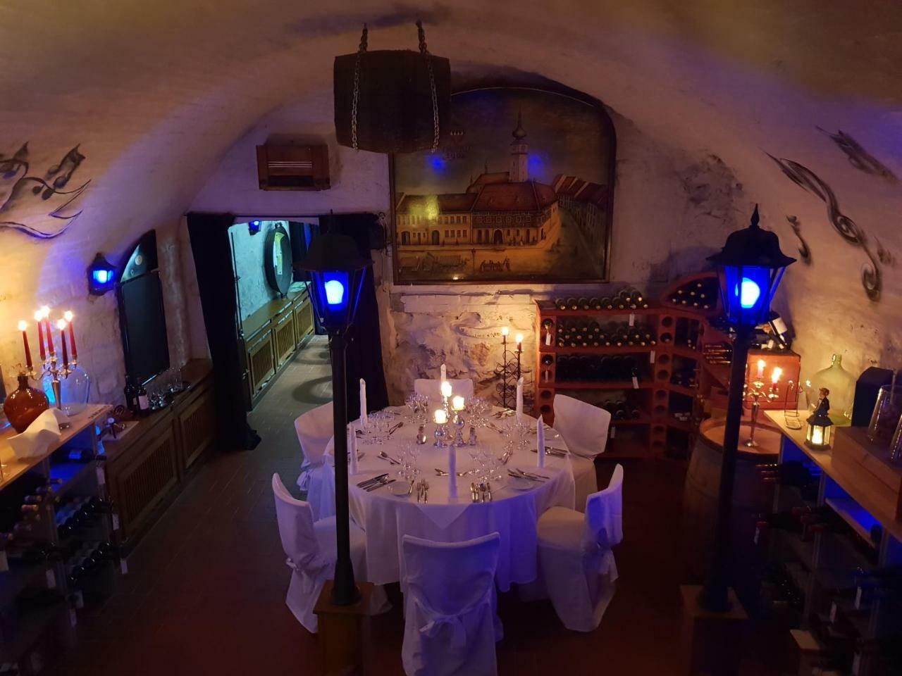Hotel Wippertal - Voll Klimatisiert Bernburg Εξωτερικό φωτογραφία